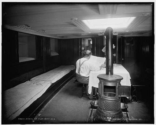 Photo cabin pilot boat - of, no